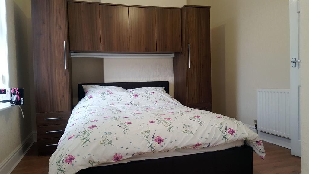 Blackpoolholidaylets Charles Street Villa — Photos 2